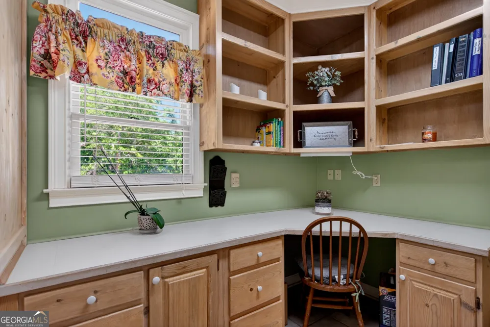 529 Floyd RD Pine Mountain, GA 31822