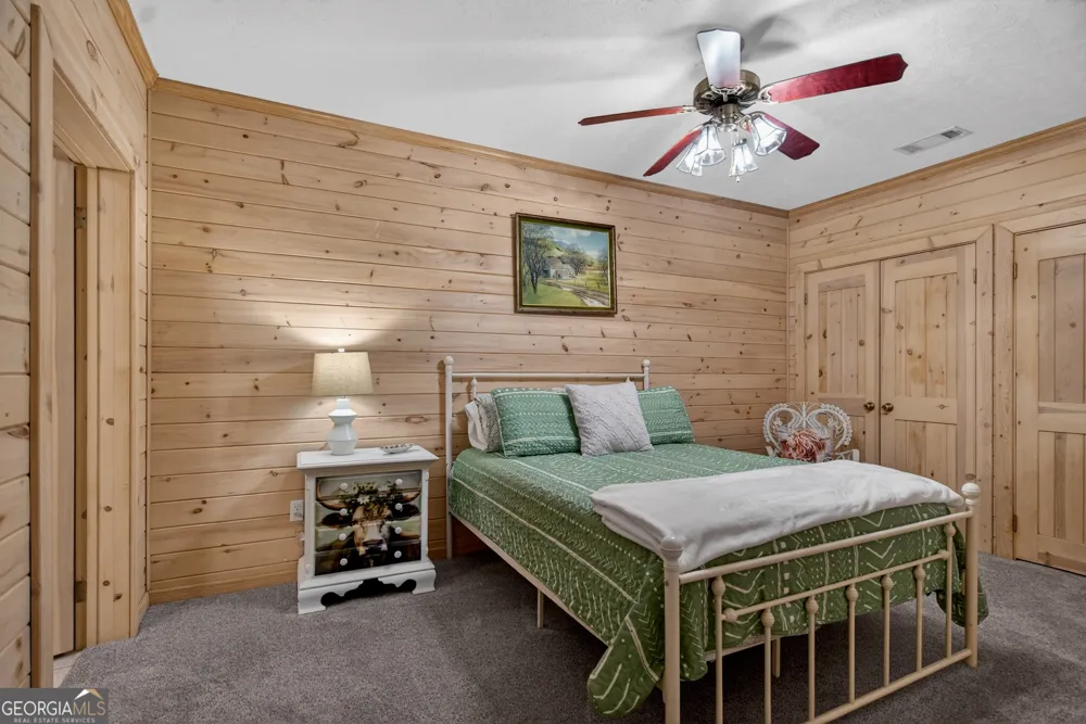 529 Floyd RD Pine Mountain, GA 31822