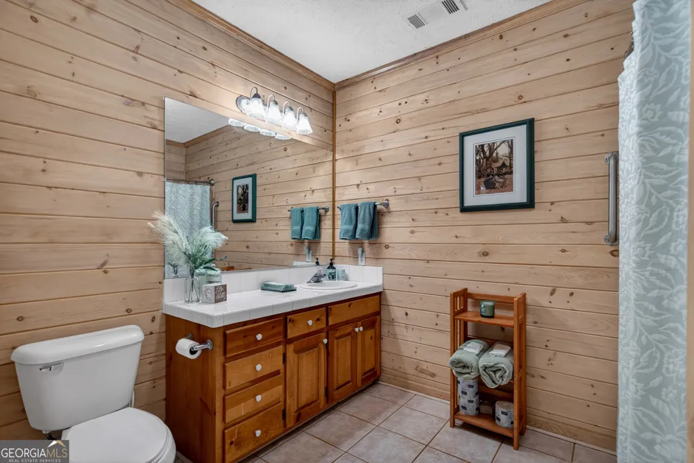 529 Floyd RD Pine Mountain, GA 31822
