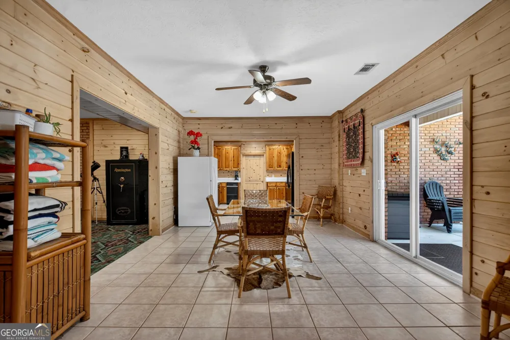 529 Floyd RD Pine Mountain, GA 31822