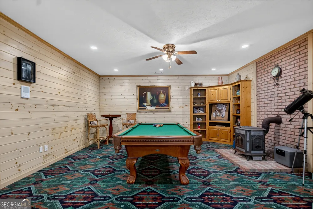 529 Floyd RD Pine Mountain, GA 31822