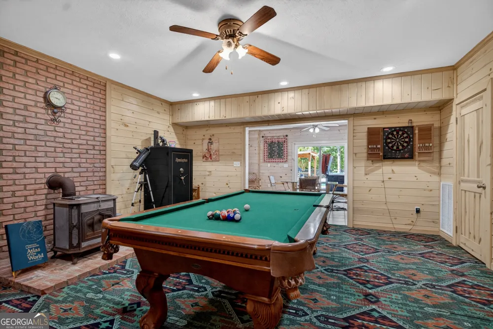 529 Floyd RD Pine Mountain, GA 31822