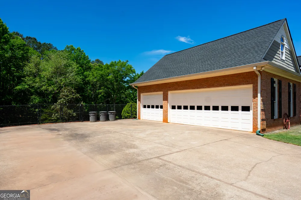 529 Floyd RD Pine Mountain, GA 31822