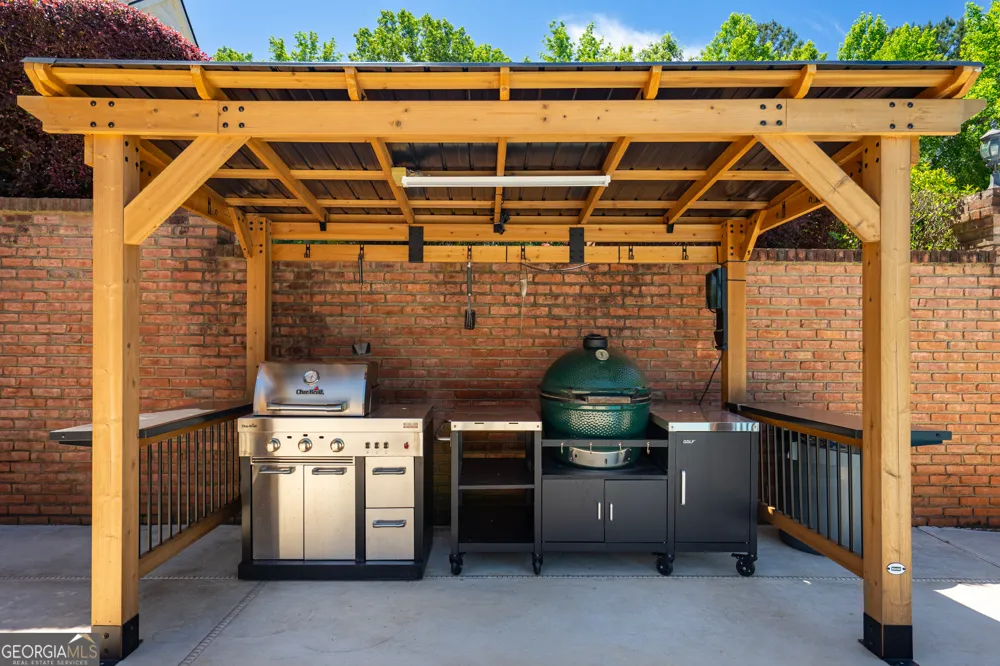 529 Floyd RD Pine Mountain, GA 31822