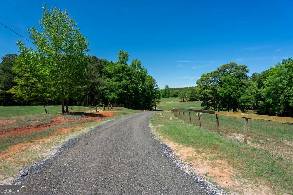 529 Floyd RD Pine Mountain, GA 31822