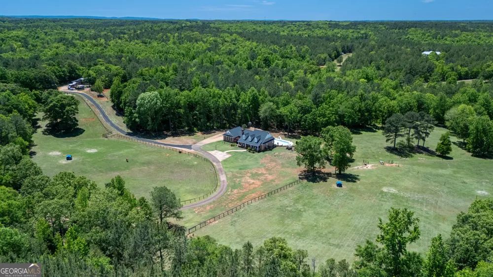 529 Floyd RD Pine Mountain, GA 31822