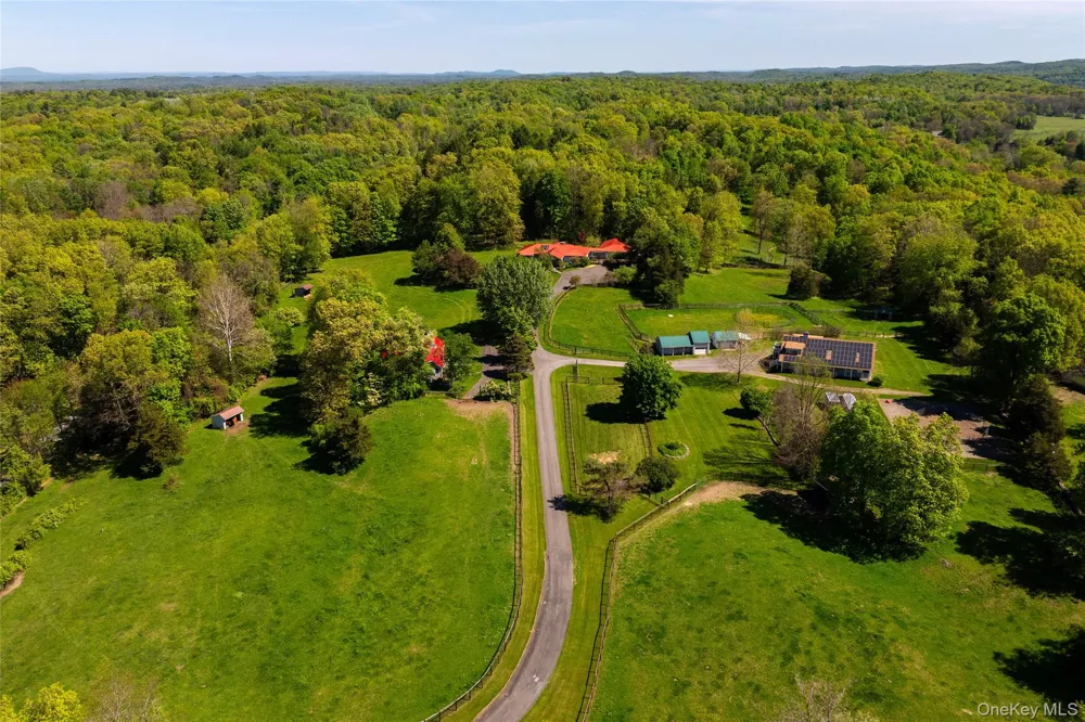 52 Pells Road Rhinebeck, NY 12572