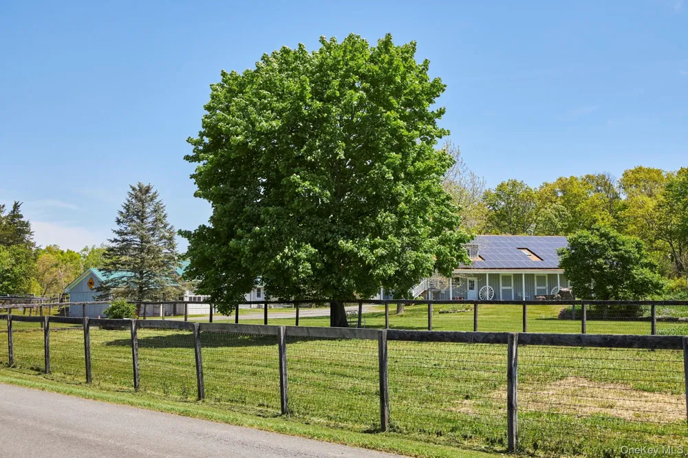 52 Pells Road Rhinebeck, NY 12572