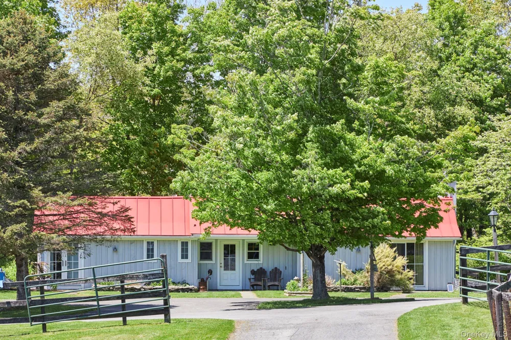 52 Pells Road Rhinebeck, NY 12572