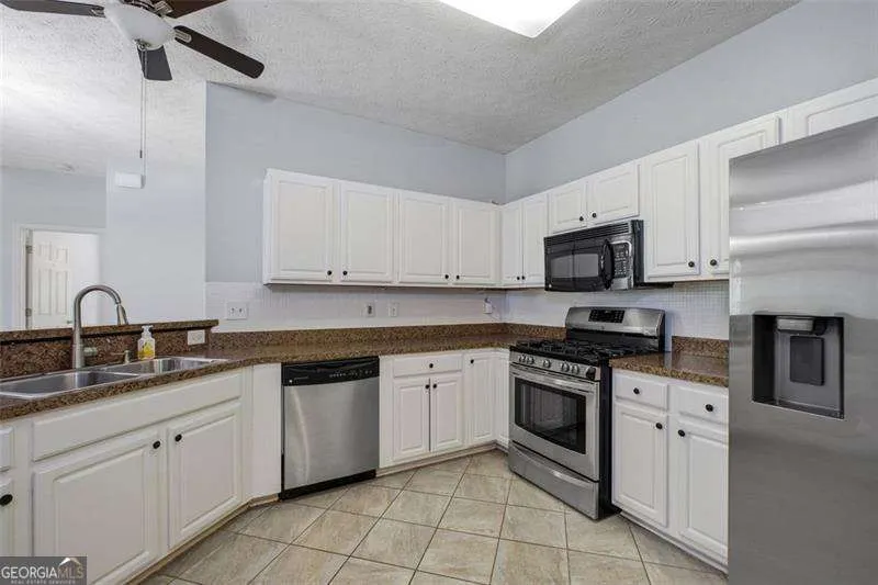 3732 Villa Springs CIR Powder Springs, GA 30127