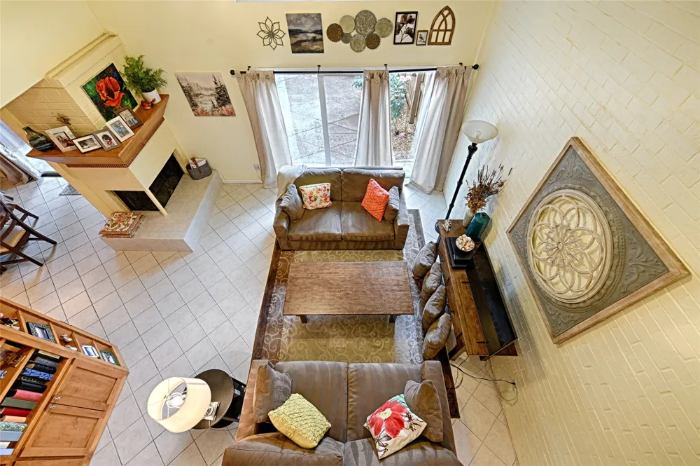 2954 Woodcroft Circle Carrollton, TX 75006