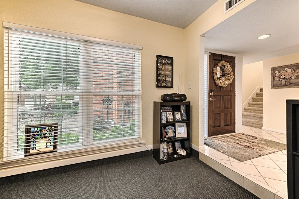 2954 Woodcroft Circle Carrollton, TX 75006