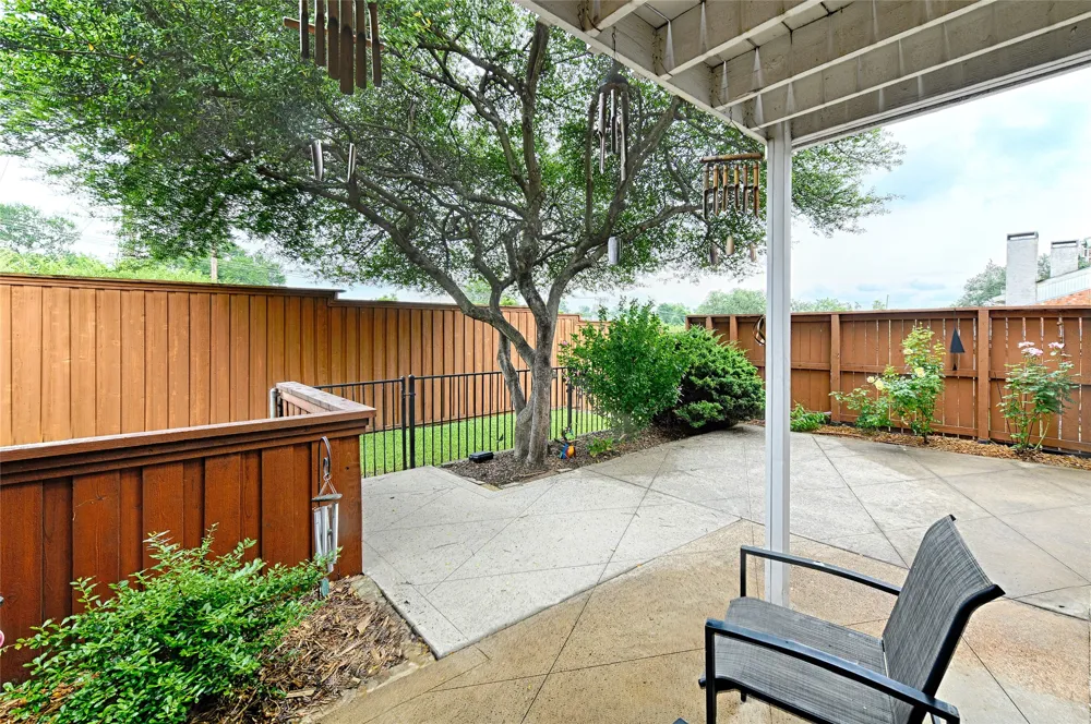 2954 Woodcroft Circle Carrollton, TX 75006
