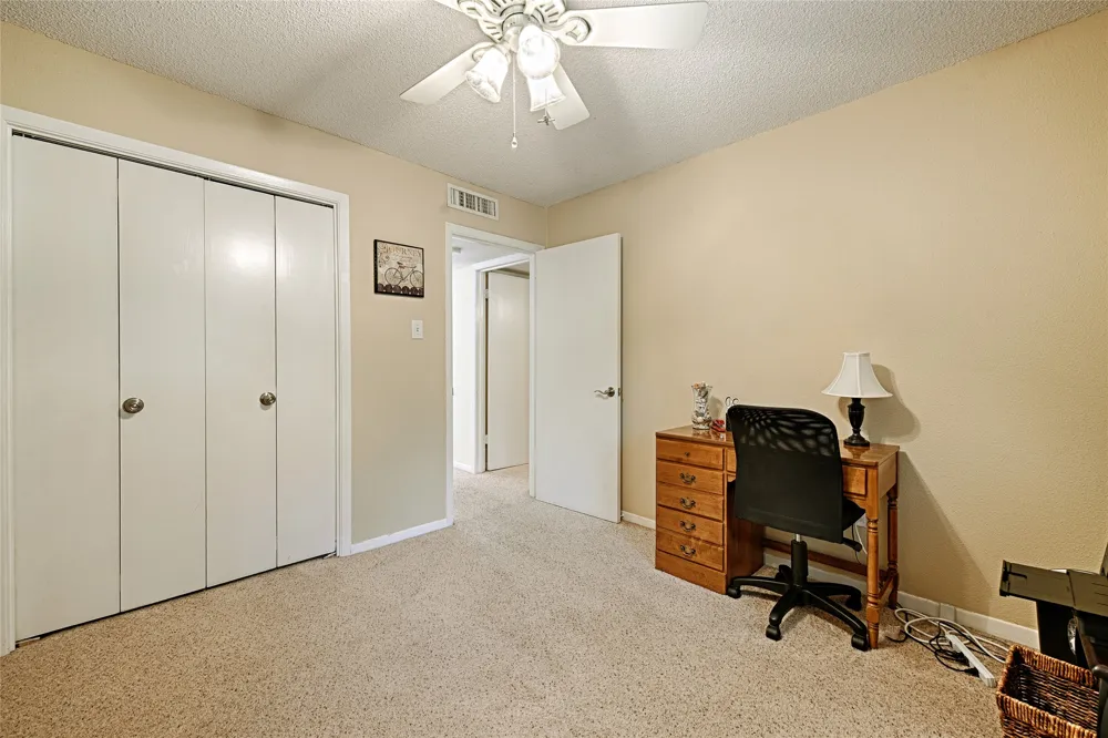 2954 Woodcroft Circle Carrollton, TX 75006
