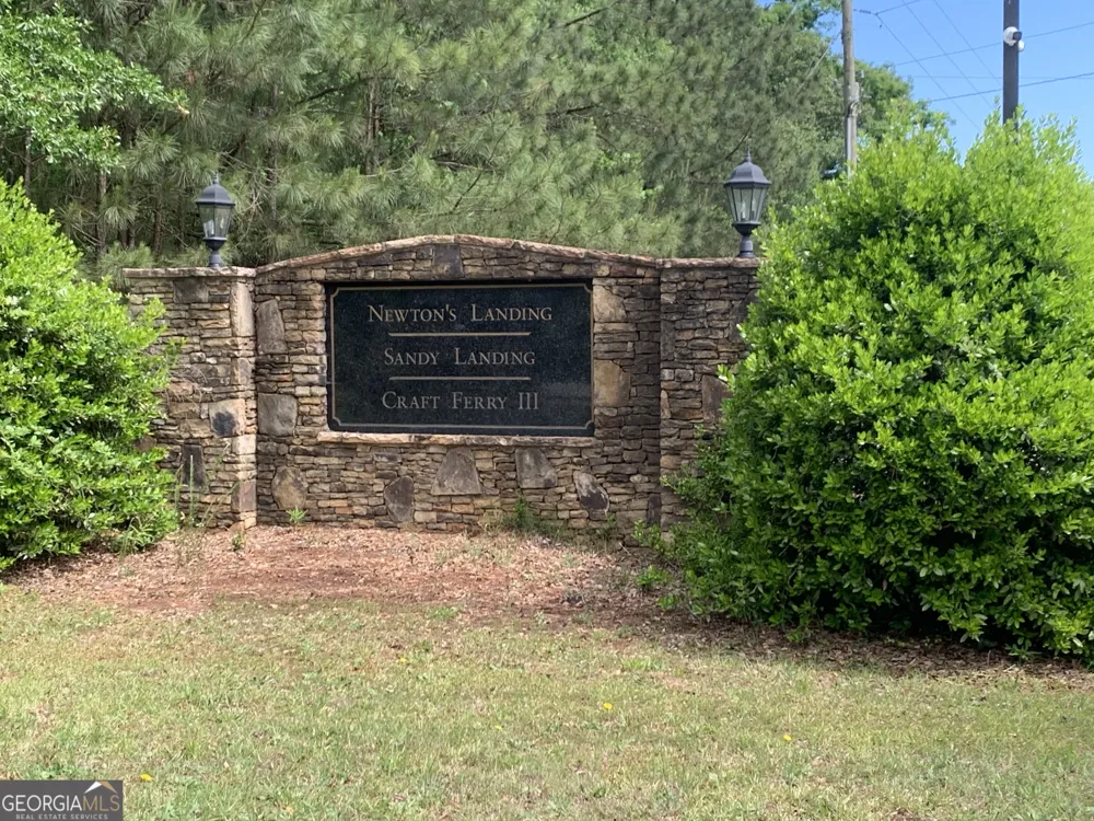 1208 Hornets Bridge DR Elberton, GA 30635