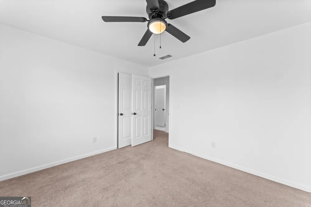 4267 Azalea WALK Ellenwood, GA 30294