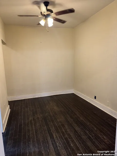 407 Fort St Brackettville, TX 78832