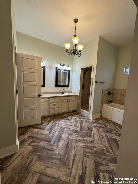 407 Fort St Brackettville, TX 78832