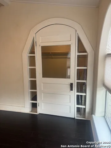 407 Fort St Brackettville, TX 78832