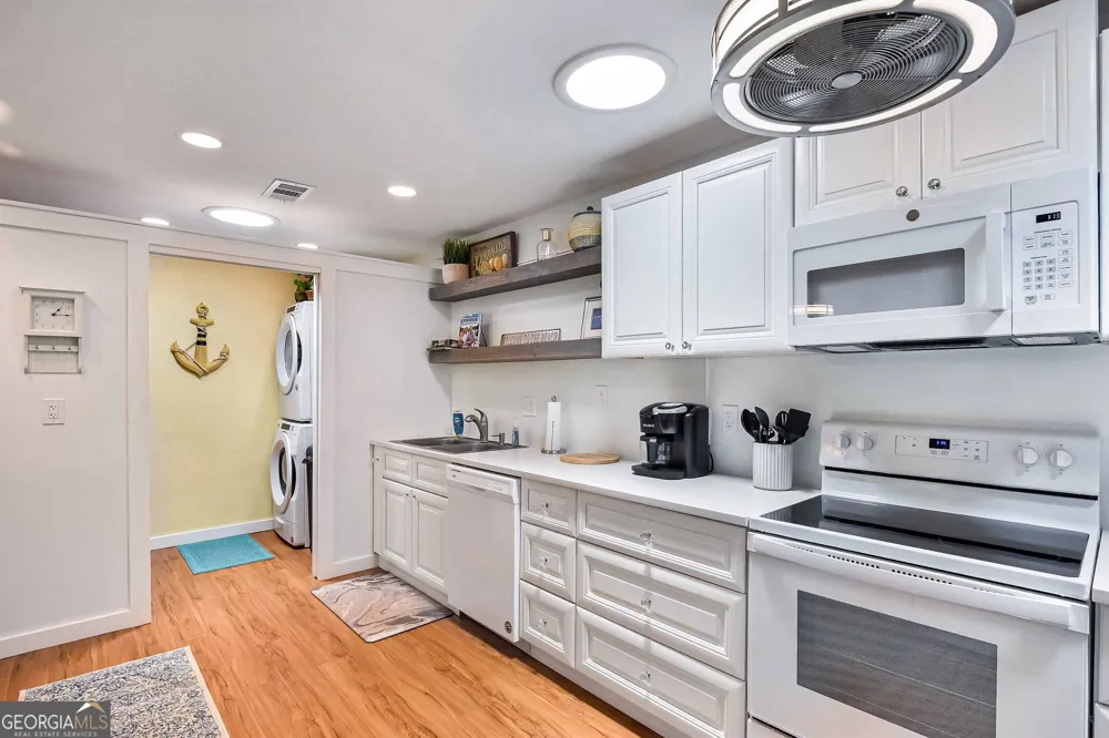 850 Mallery ST St. Simons, GA 31522