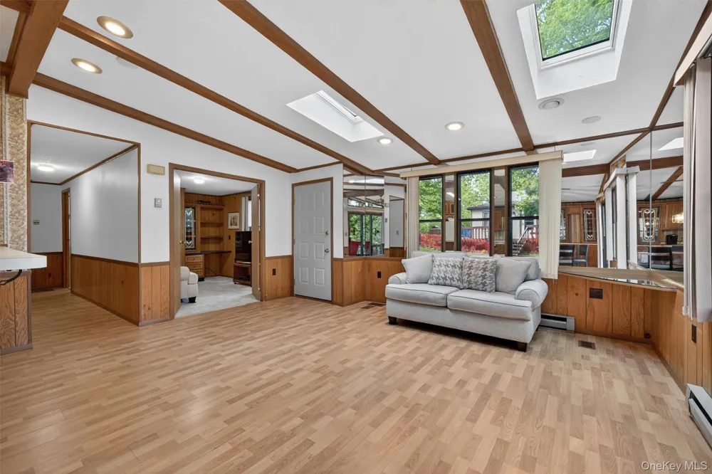 4 Ivanhoe Court Monticello, NY 12701