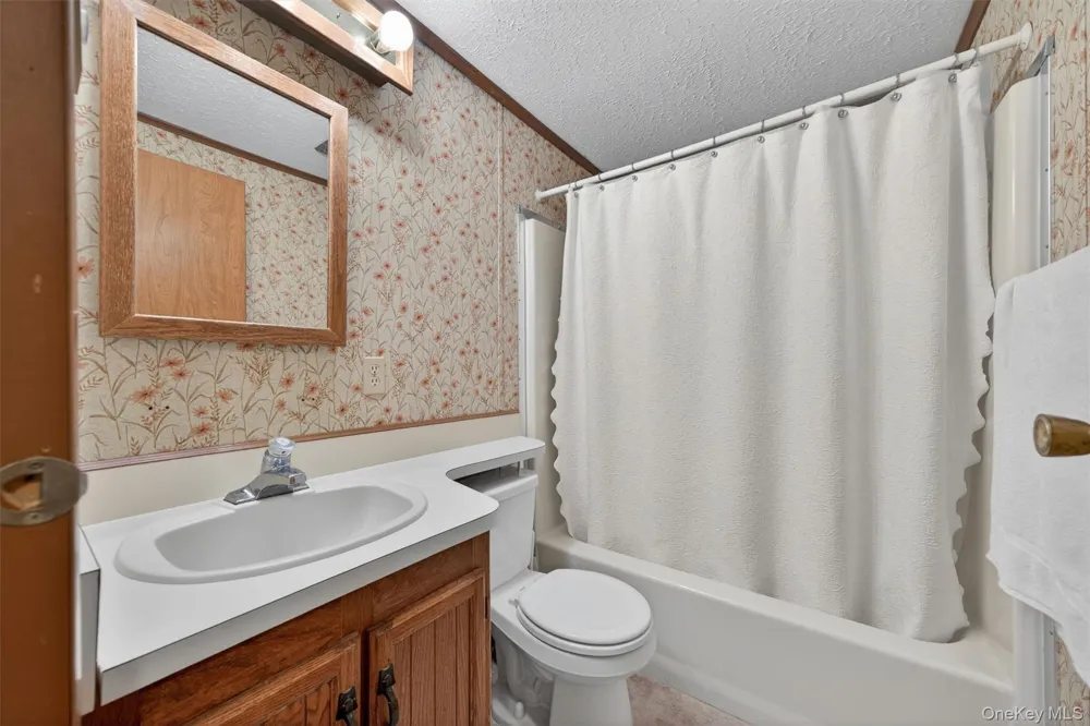 4 Ivanhoe Court Monticello, NY 12701