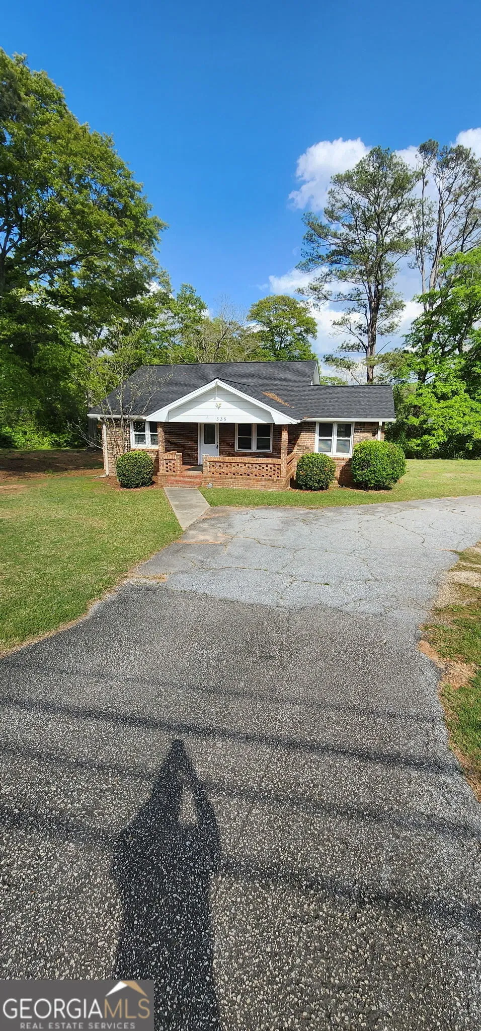 535 N Jeff Davis DR Fayetteville, GA 30214