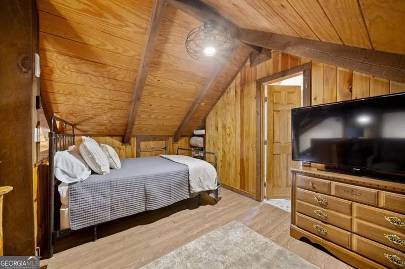 81 Cardinal CV Big Canoe, GA 30143