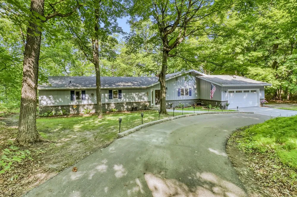 14296 E Fox Lake Road Detroit Lakes, MN 56501