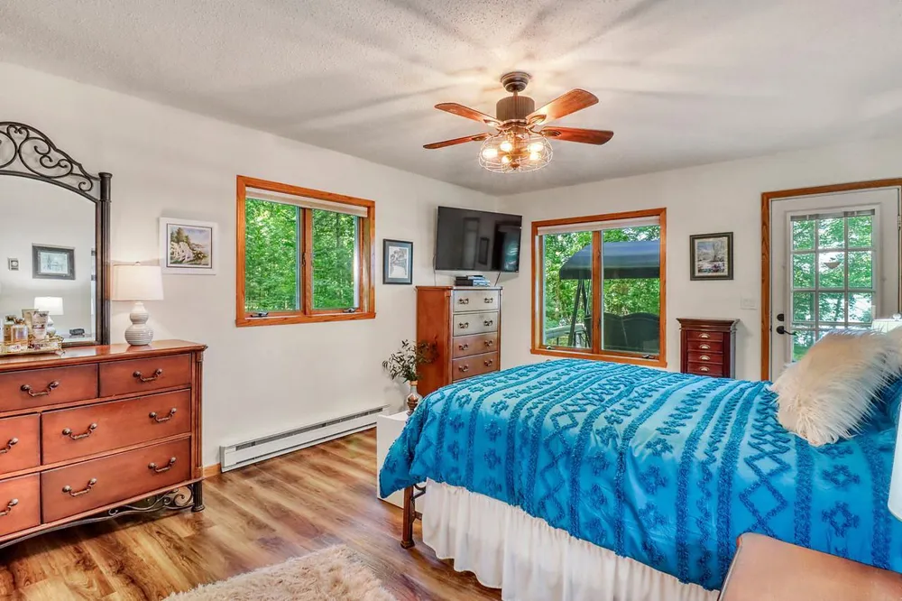 14296 E Fox Lake Road Detroit Lakes, MN 56501