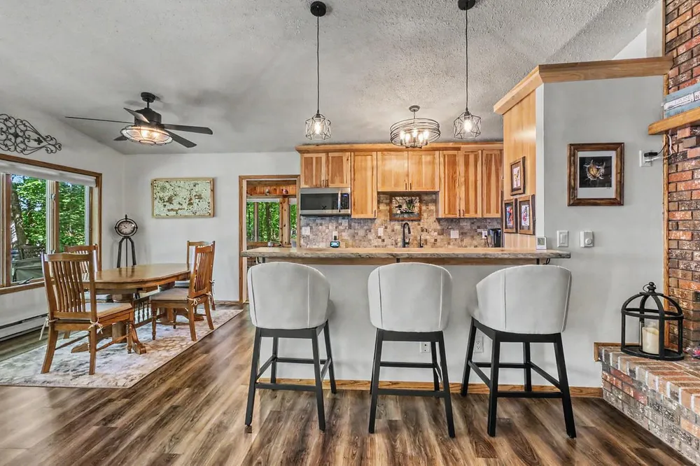 14296 E Fox Lake Road Detroit Lakes, MN 56501