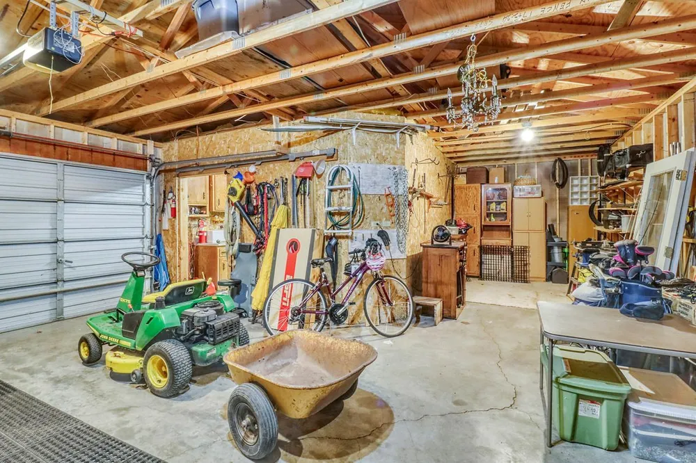 14296 E Fox Lake Road Detroit Lakes, MN 56501