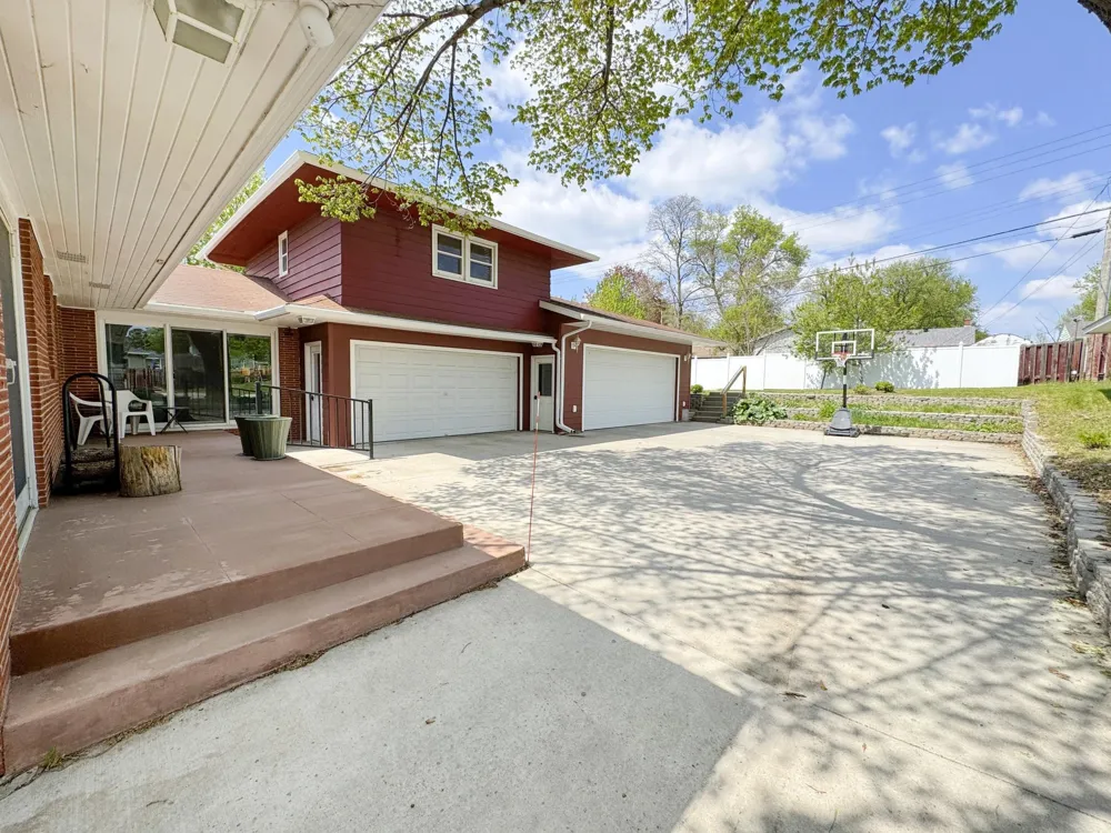 1020 W Lincoln Avenue Fergus Falls, MN 56537