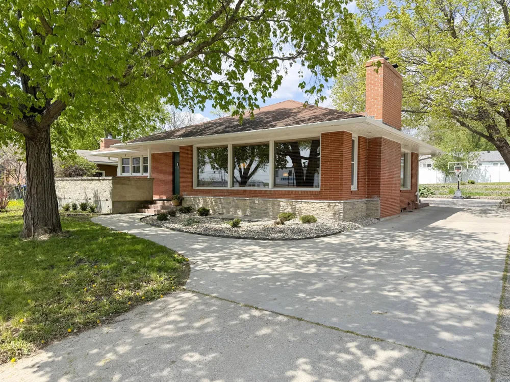 1020 W Lincoln Avenue Fergus Falls, MN 56537