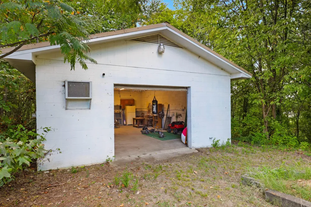 39 Fine Street Rossville, GA 30741
