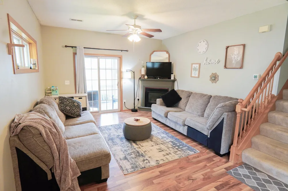 9467 Golden Eagle Lane Monticello, MN 55362