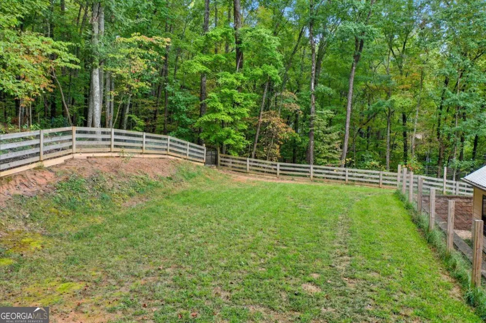 415 Woods RD Talking Rock, GA 30175