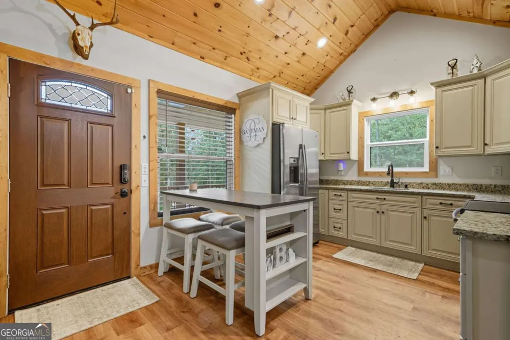 415 Woods RD Talking Rock, GA 30175