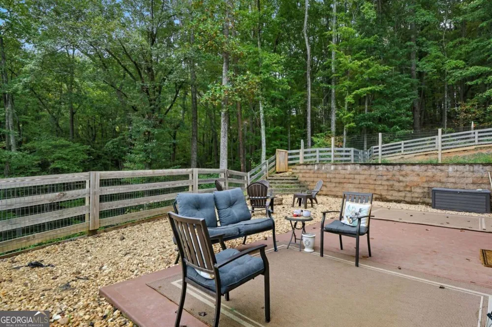415 Woods RD Talking Rock, GA 30175