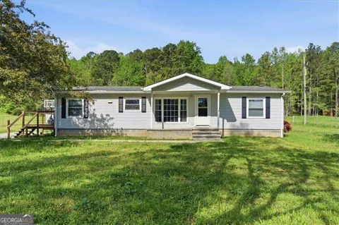 235 Kirk RD NW
