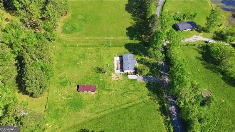 235 Kirk RD NW White, GA 30184
