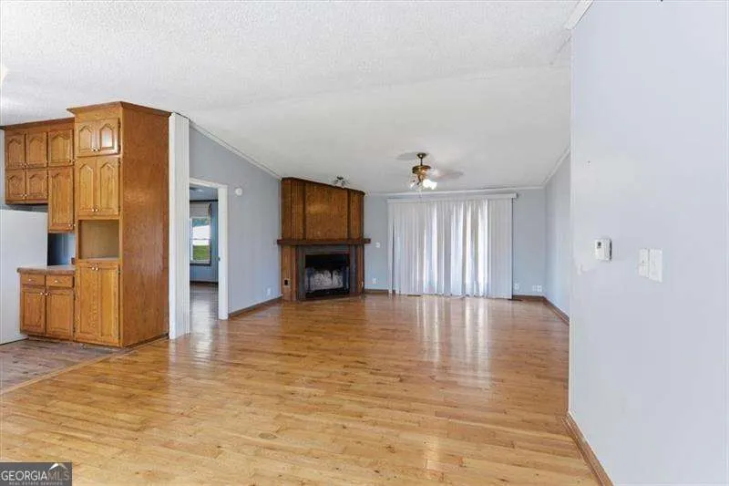 235 Kirk RD NW White, GA 30184
