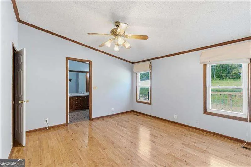 235 Kirk RD NW White, GA 30184