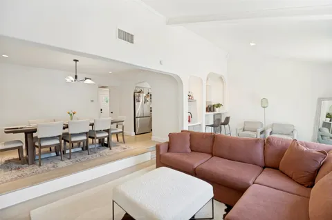 2716 Meadowstone Court