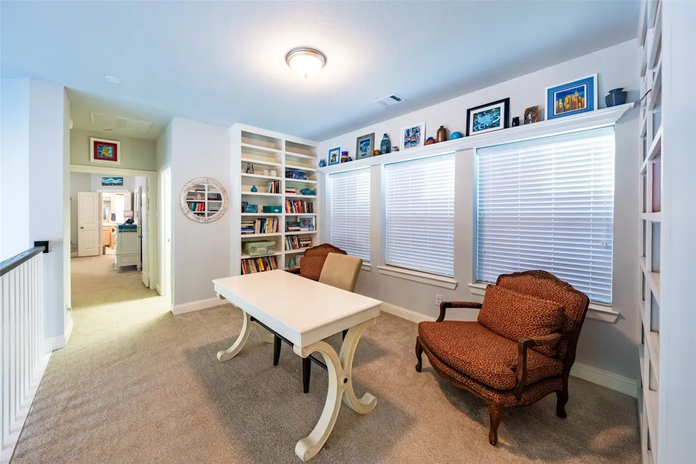 6606 Deleon Street Irving, TX 75039