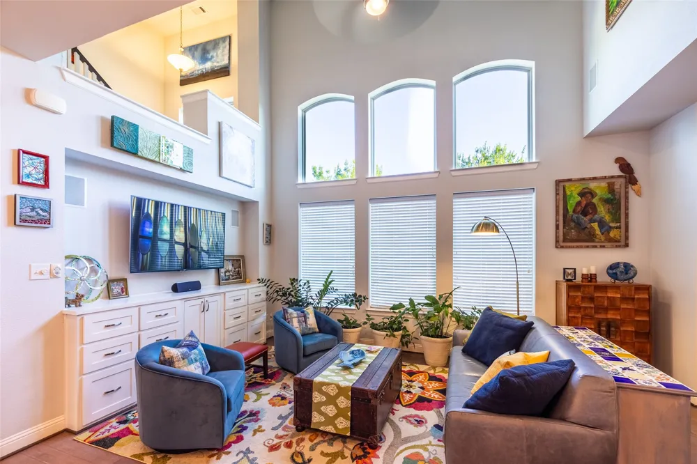 6606 Deleon Street Irving, TX 75039