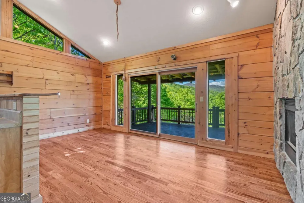 410 Falling SPGS Tiger, GA 30576