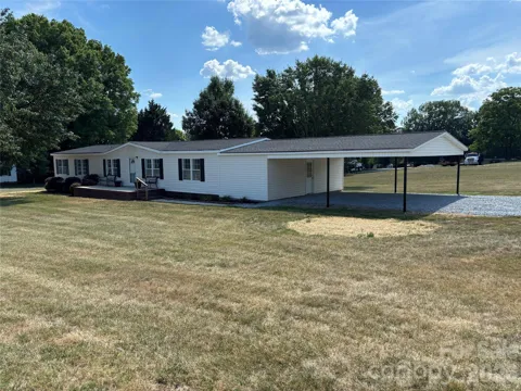 559 School Drive