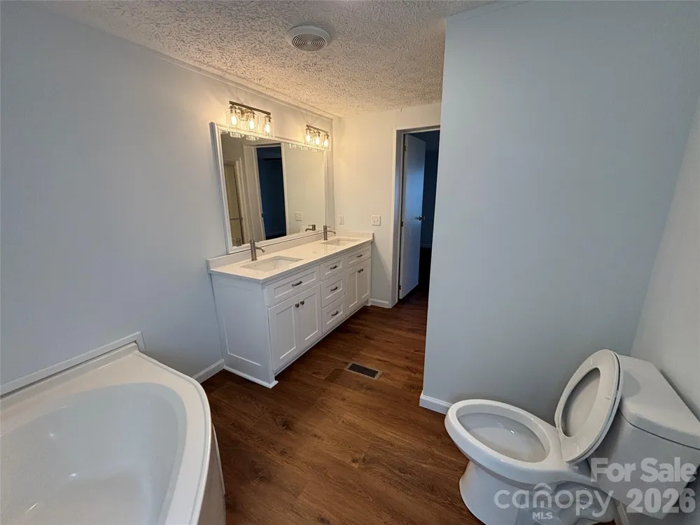 559 School Drive Taylorsville, NC 28681