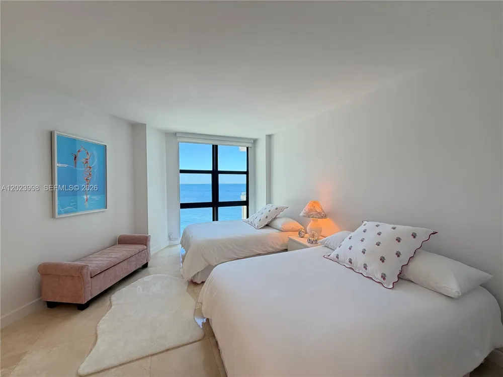 1111 Crandon Blvd #B1105 Key Biscayne, FL 33149